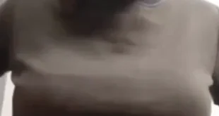 Chamet Queen Riu Giving a Boob Show and Licks Her Own Nipples to Her Fans