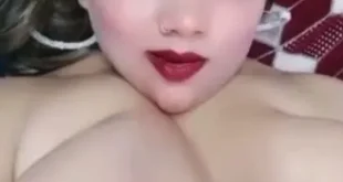 Horny BBW Araya Singh Rajput Shows Her Massive Boobs and Wet Pussy