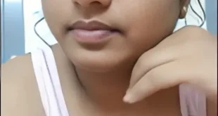 Telugu MILF Live on Chamet Showing Her Face and Big Boobs