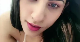 Sexy Girl Vodka Live Show Flashing Boobs on Tango