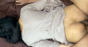 WIDOW AUNTY KI HAWAS KA SHIKAR BNA PG BOY