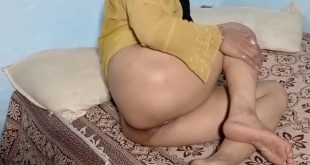 aisi gaand chudai sachi tumne dekhi, hard anal kr dala saali ka top fucking ki daba k while Muslim bhabhi in nakab