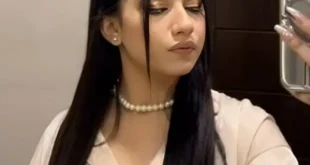 Malaika Beautiful Model Full NUDE with Full Face Boobs Pressing Pussy Rubbing Posted on Snapchat