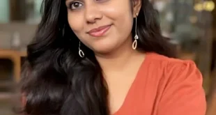 Extremely beautiful IT girl goes full nude, pressing her boobs and fucking hard